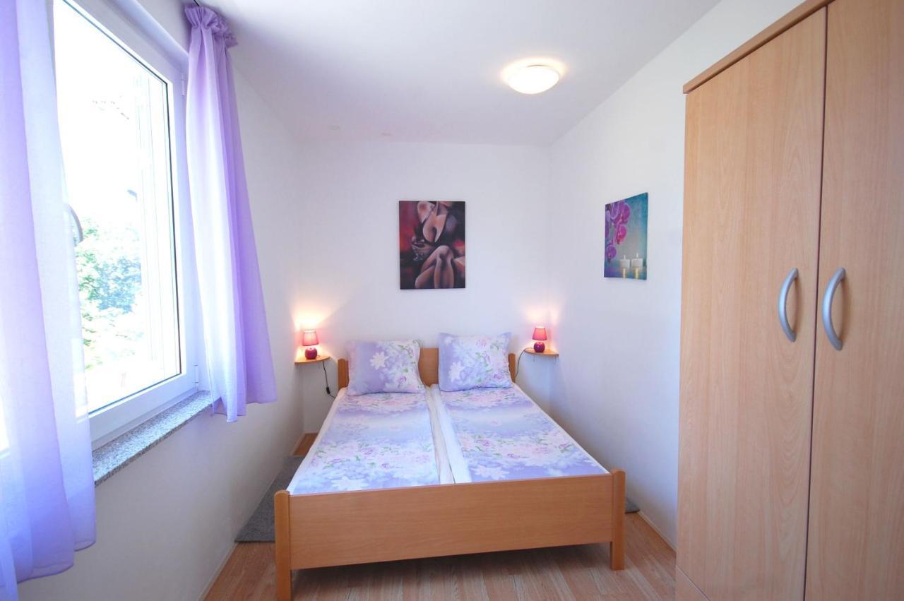 Apartment Blanka By El-Pi Tours Njivice Dış mekan fotoğraf