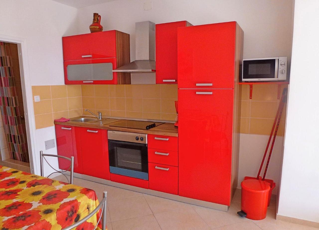 Apartment Blanka By El-Pi Tours Njivice Dış mekan fotoğraf